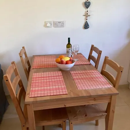 Semesterbostad Little Blue House