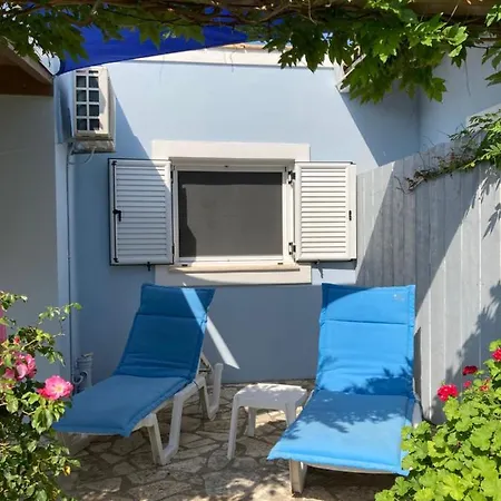 Little Blue House Ferienhaus